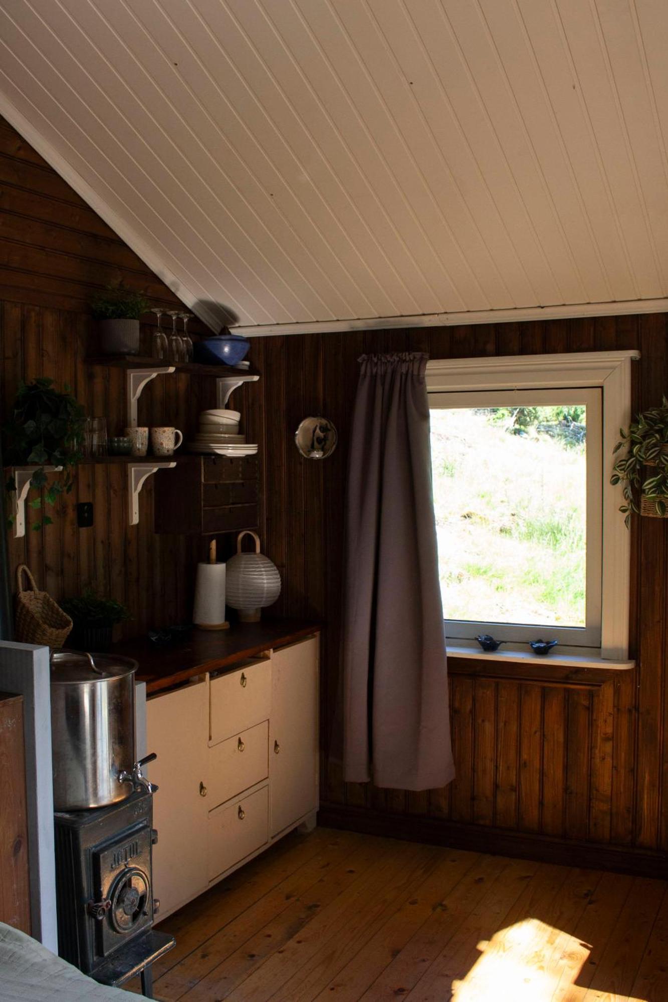 Cosy Cabin Without Running Water And Electricity Hotel Levanger Room photo